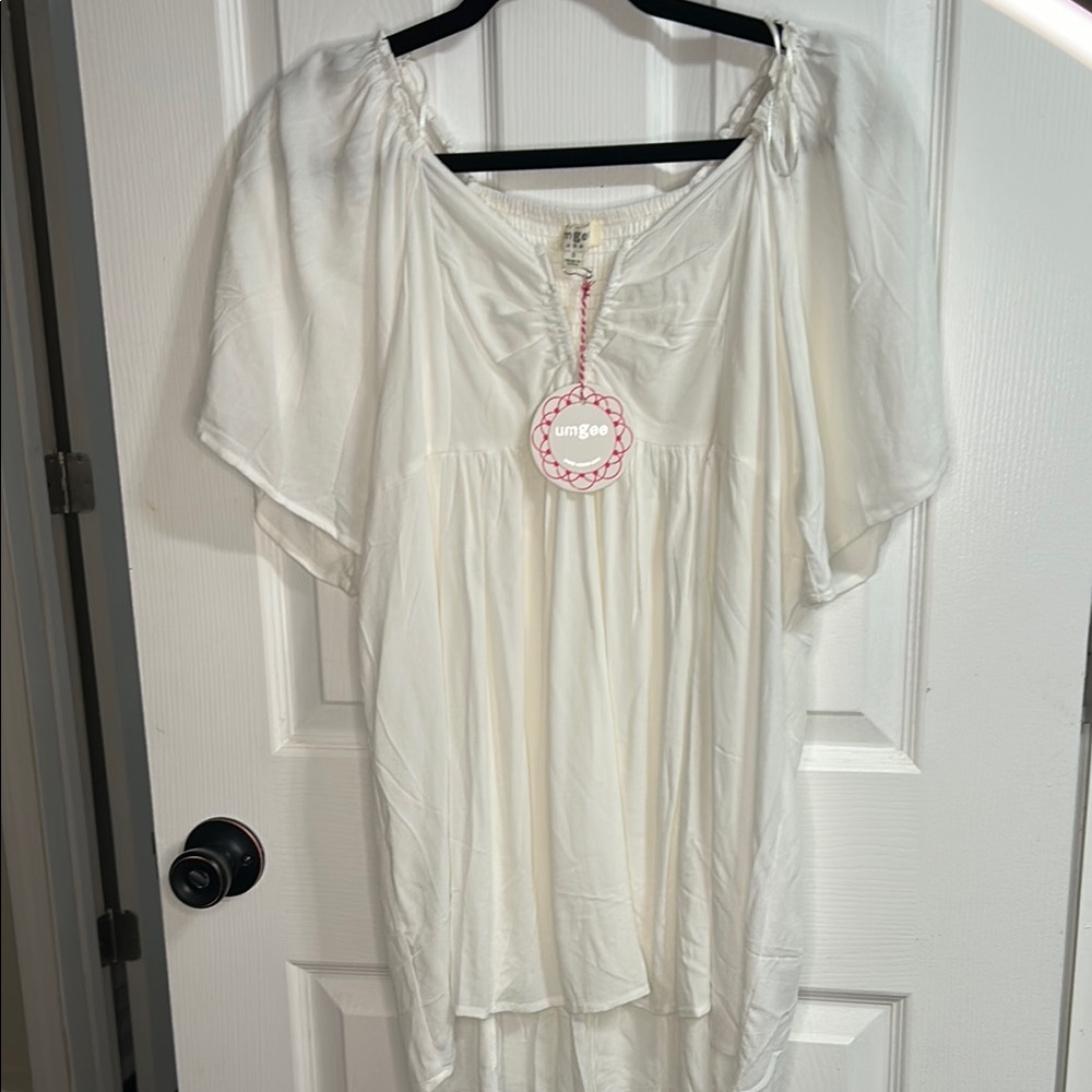 Umgee new with tags White Women's Top